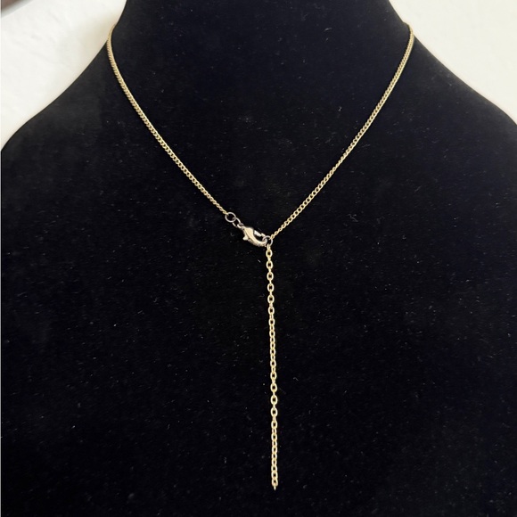 Vintage Women’s Arrowhead Charm Necklace. Vintage used condition. - Picture 4 of 6